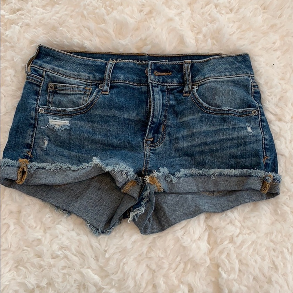 American eagle jean shorts.